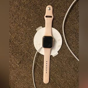 Apple Watch Series 5 44mm rose gold